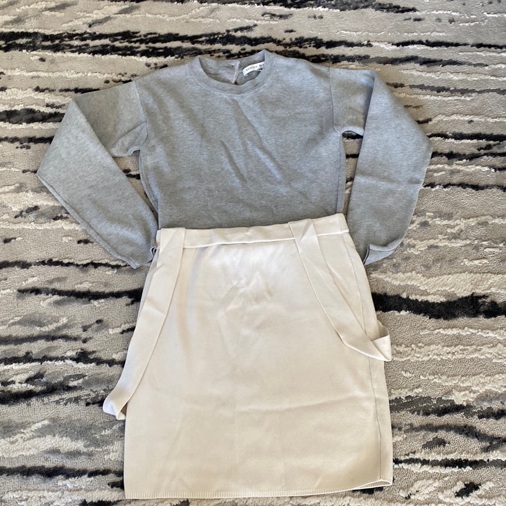 English Factory knit sweater dress with suspender open back Sz:‎ Small